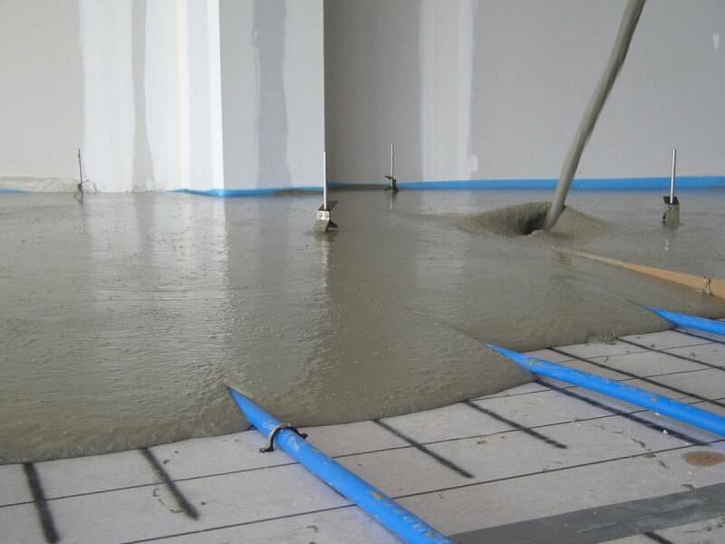 Screed contractor